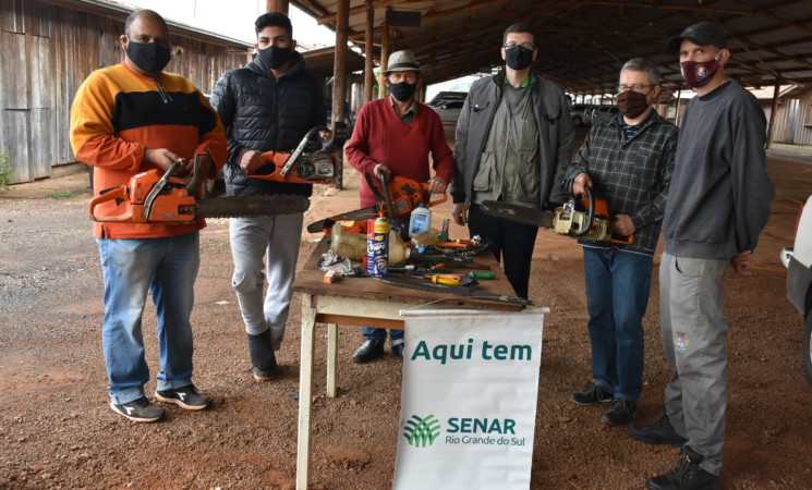 Governo de Getúlio Vargas  promove  Cursode Operação e Manutenção de Motosserra