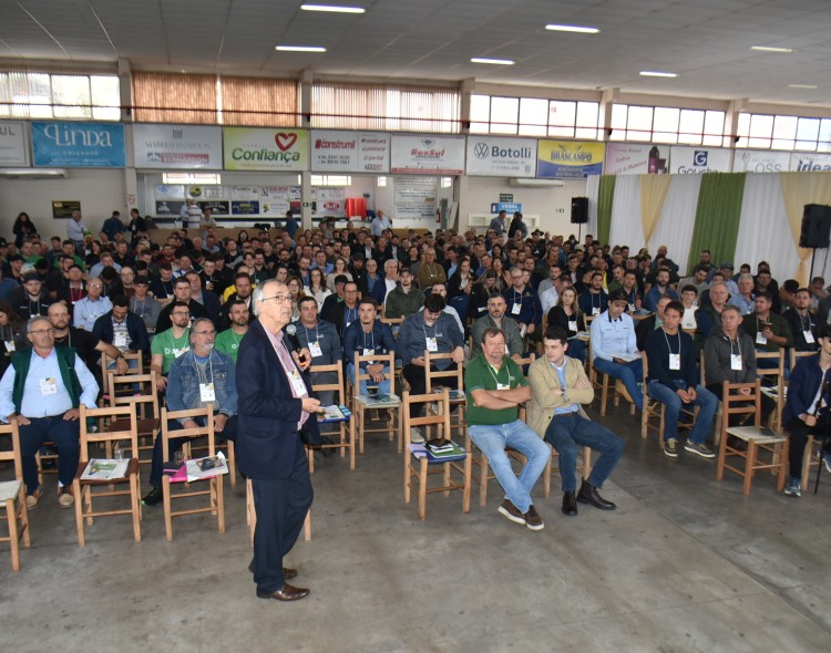 XII Fórum Norte Gaúcho do Trigo e Milho aponta caminhos para fortalecer a produção, debate o futuro das culturas e novos mercados