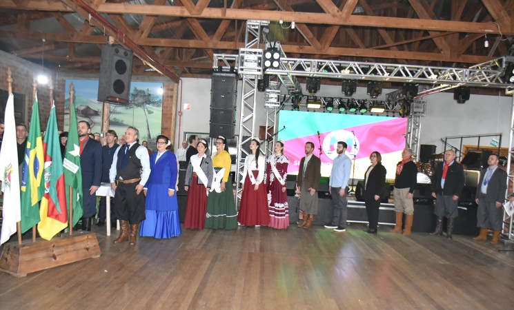 Lançamento do 15º Acampamento Farroupilha de Getúlio Vargas reúne mais de 800 pessoas e exalta a força das tradições gaúchas