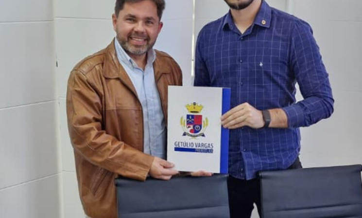 A dignidade no papel: Getúlio Vargas avança na regularização fundiária do Bairro 15 de Novembro