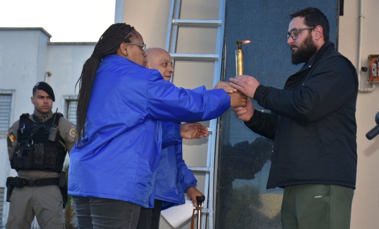 Fogo Simbólico chega a Getúlio Vargas e marca início da Semana da Pátria 2025