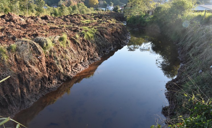 Prefeitura de Getúlio Vargas firma convênio com o Governo do Estado para execução do projeto Desassorear/RS