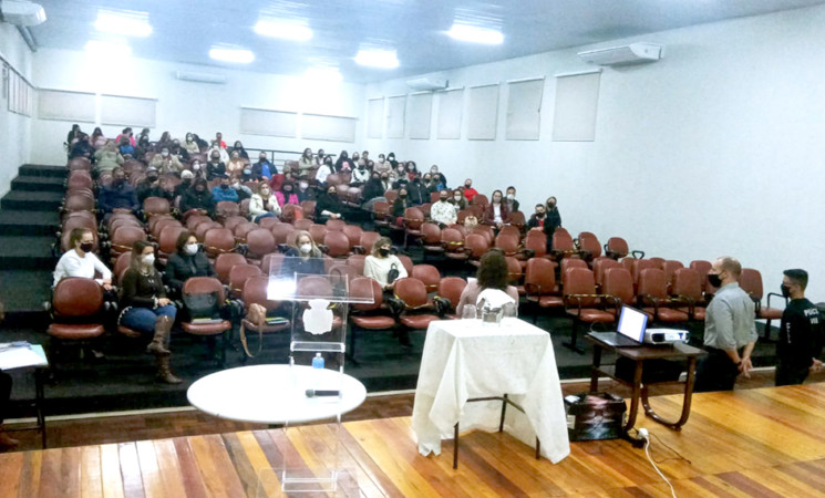 Segurança nas escolas é tema de conferência em Getúlio Vargas