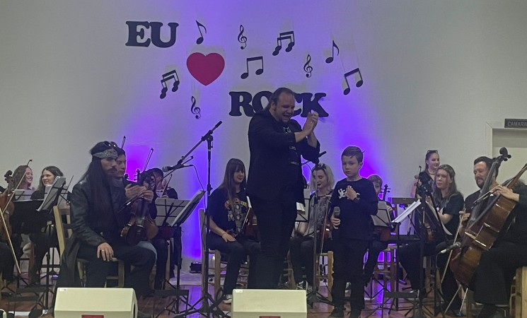 Concerto de Rock da Orquestra Sinfônica Getuliense leva um excelente público ao Salão de Atos da Prefeitura